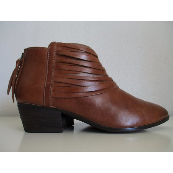 Clarks Artisan Spye Celeste Tan Leather Ankle Boot - Picture 6 of 15